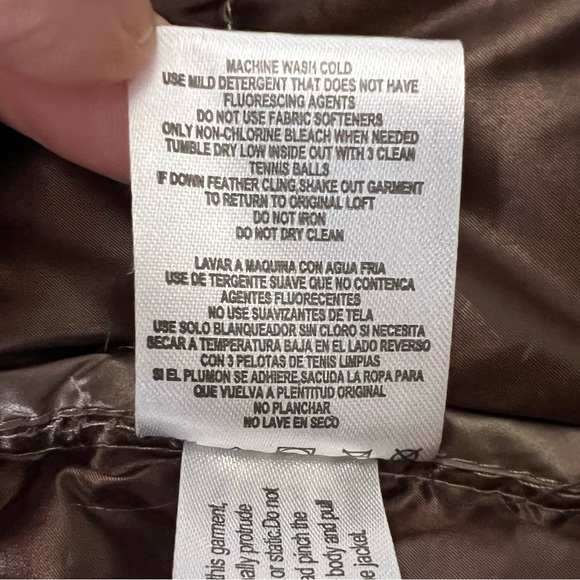 Andrew Marc champagne packable lightweight premium down puffer jacket - Picture 11 of 16